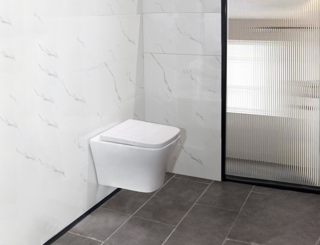 Wand WC Set 'Artio Next' spülrandlos inkl. WC-Sitz in weiß Produktbild 