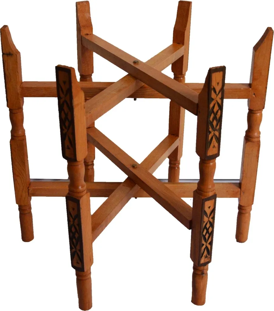 Socle en bois pour transformer un plateau marocain en table d'appoint