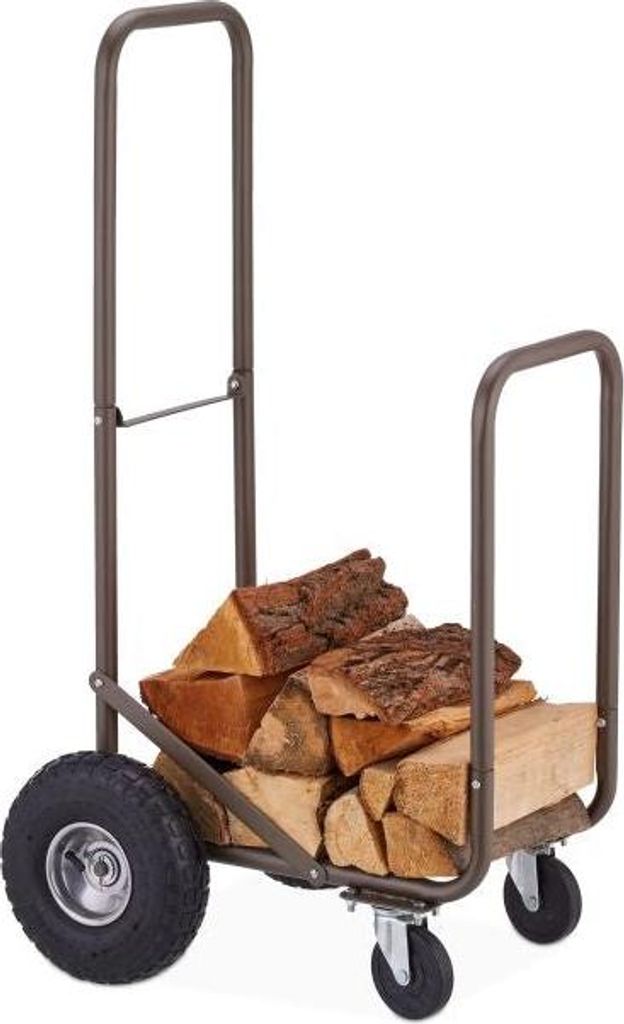 Brauner Brennholzwagen mit Luftreifen
