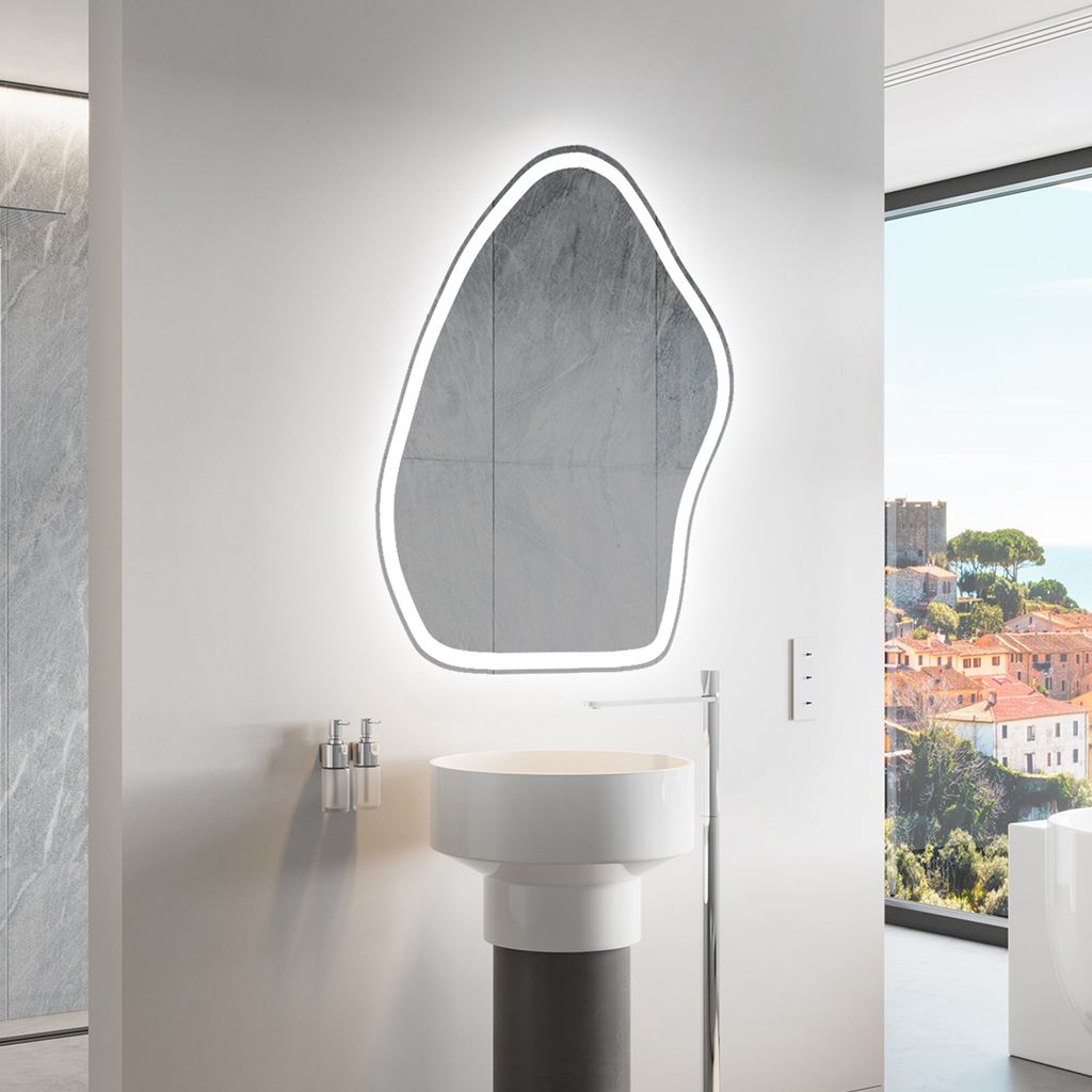 Unregelmäßiger asymmetrischer Spiegel mit LED Beleuchtung 64 x 84 cm - mit LED Beleuchtung - LED Farbe Kaltweiß 7000K - Individuell Nach Maß - ...