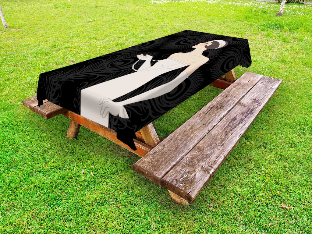 ABAKUHAUS Old Hollywood Tischdecke Outdoor, Pale Skin Lady mit langen weißen Kleid auf Art-Deco-Hintergrund, Charcoal Grey Beige, 145x210cm