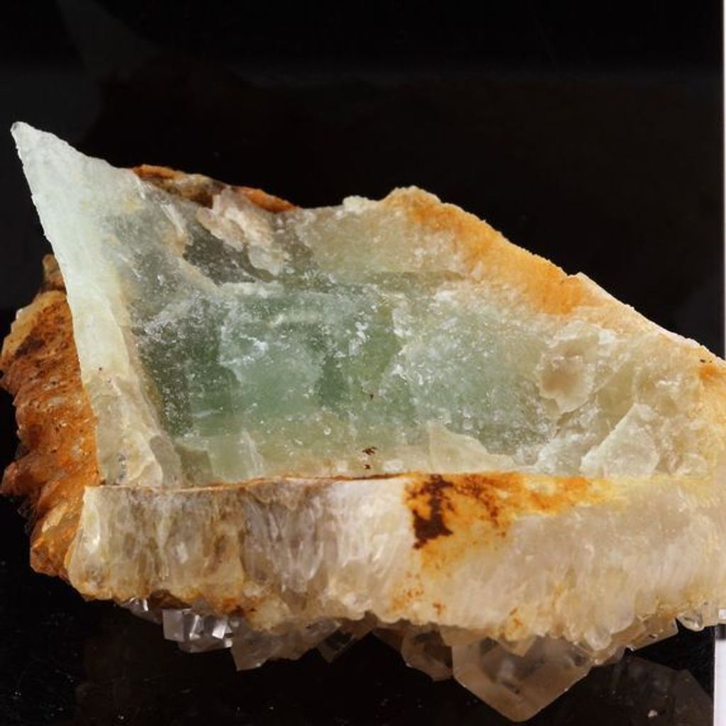 Fluorit + Quarz 321,8 Karat