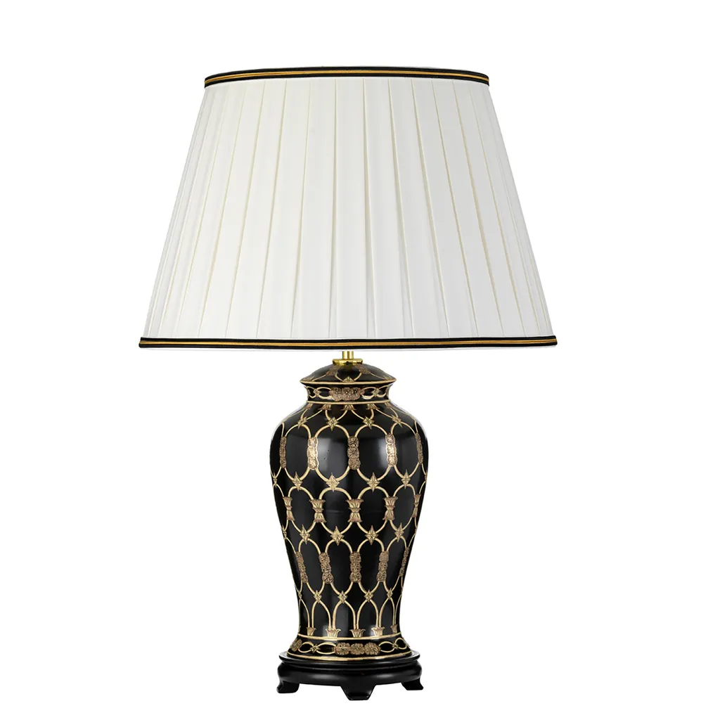 Lampe de chevet moderne noire et dorée Taipei pour ambiance salon chic