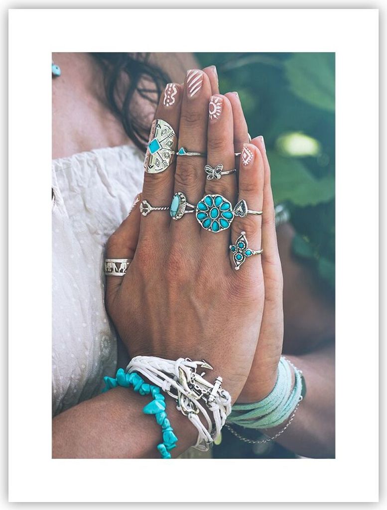 Poster - Poster ohne Rahmen - Hände Schmuck Boho - 30x40 cm Produktbild 