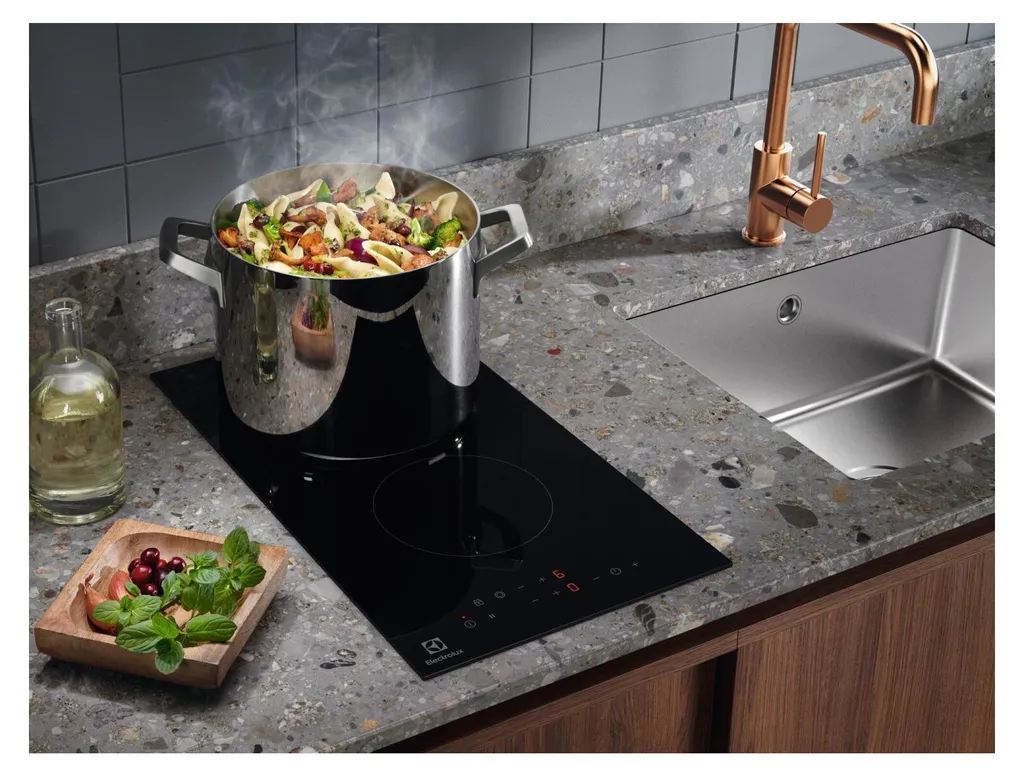 Petite table de cuisson Electrolux 2 foyers pour cuisine compacte - 11