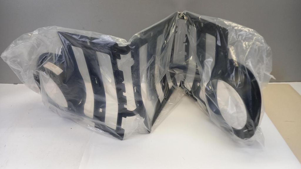 Original JEEP Wrangler 2018-2023 Kühlergrill-Zierring-Satz K6CG99TZZAC