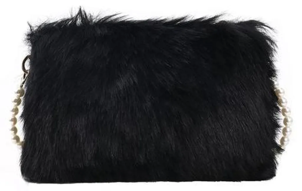 Pochette de soirée noire en fourrure pour vos événements de l'hiver