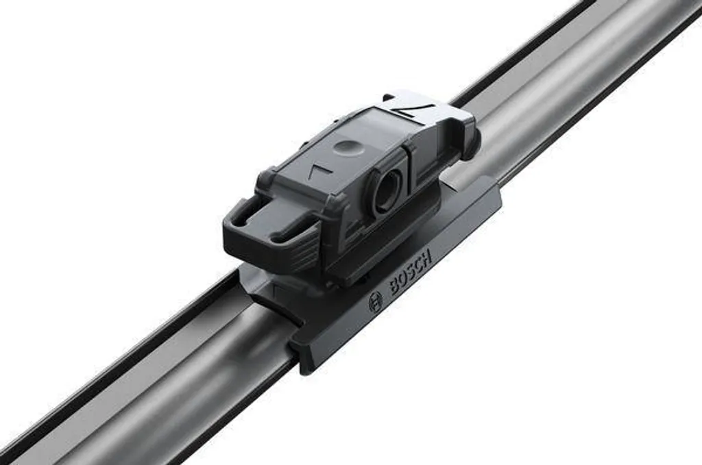 Essuie-glace BOSCH 3 397 014 313 pour une conduite sûre sous la pluie