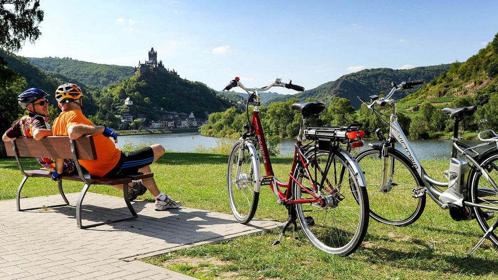 Jochen Schweizer Radtour mit Schiff Bernkastel-Kues; Erlebnis verschenken oder selbst erleben; Gutschein gültig für 1 Person
