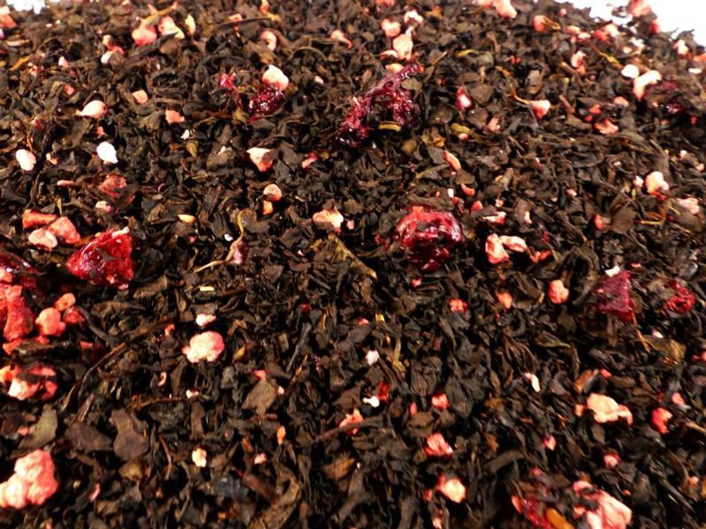 Himbeer Kirsch Schwarzer Tee Naturideen® 100g Produktbild 