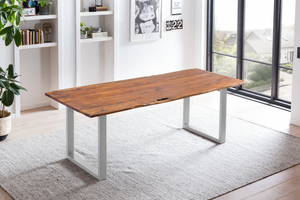 Esstisch Baumkante massiv 240 x 100 cm Akazie nougat U-Gestell silber LAURINA
