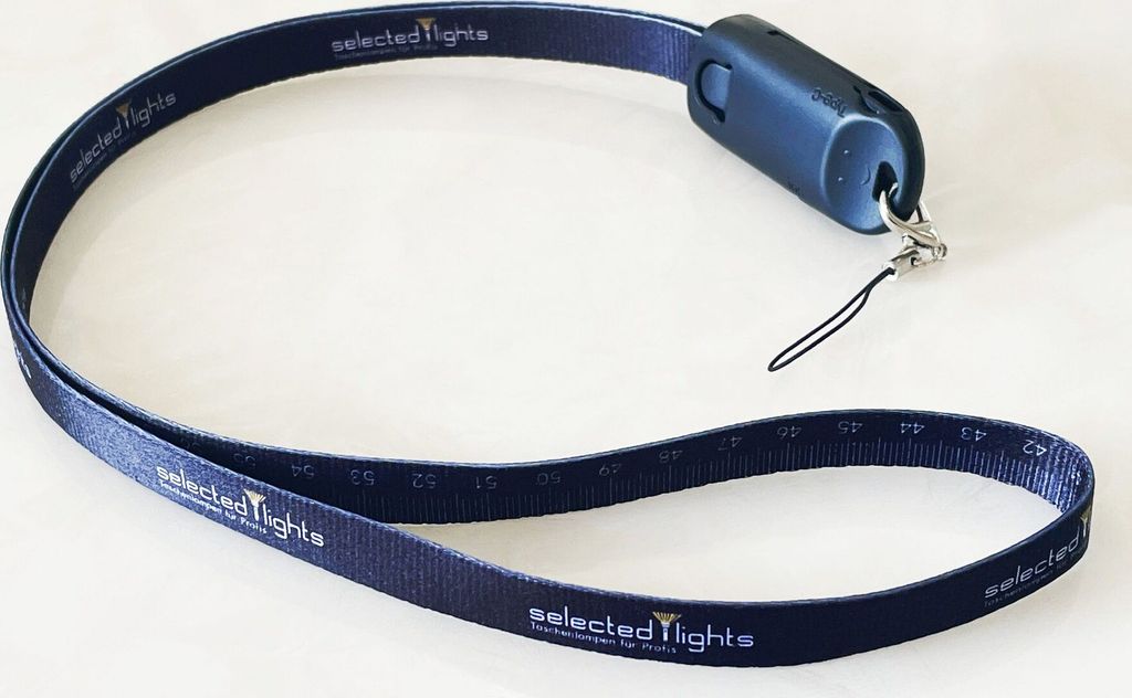 selected-lights 3 in 1 - Lanyard, Ladekabel und Maßband