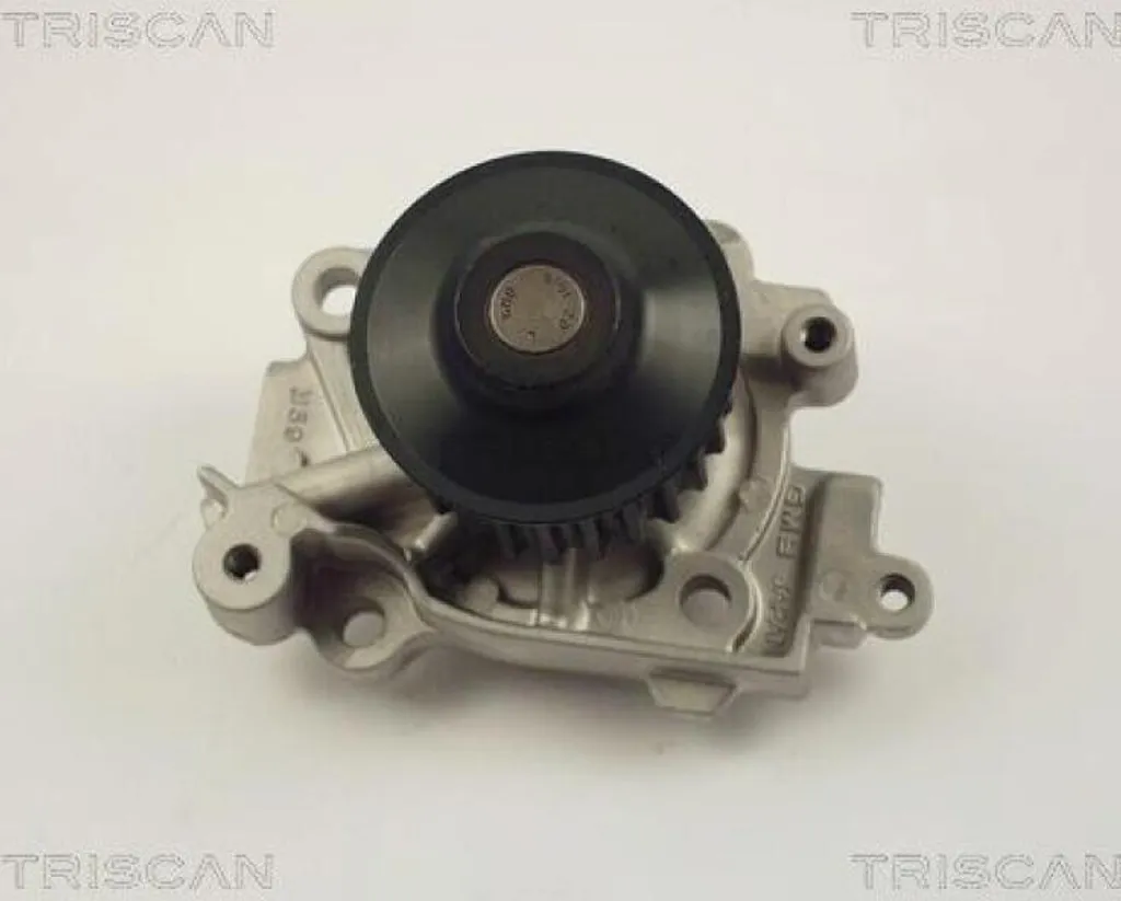 Pompe à eau Triscan 8600 42010 : stoppez les fuites et la surchauffe