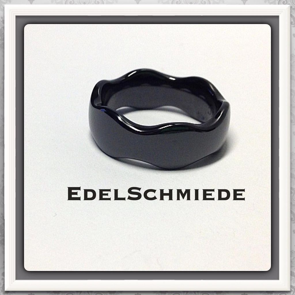 Edelschmiede925 Keramikring schwarz mit gewelltem Rand - Produktbild 