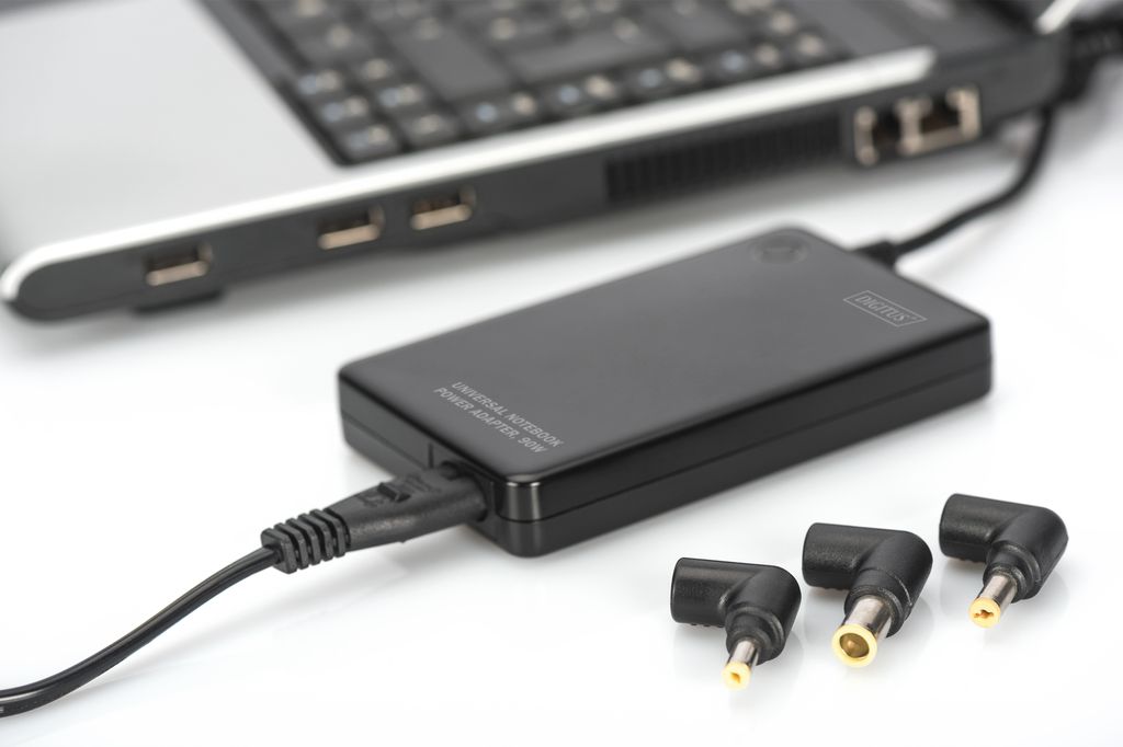 Universal Notebook Netzteil, 90 Watt, Super Slim (schwarz, Produktbild 