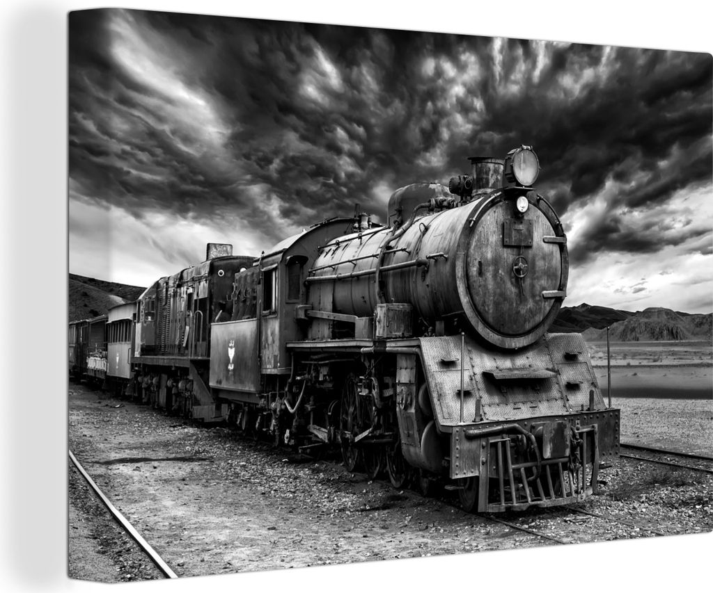 OneMillionCanvasses - Leinwandbilder - 140x90 cm, Dunkle Wolken über der Dampflokomotive - schwarz und weiß, Wandbilder Kunstdruck Wanddekoration