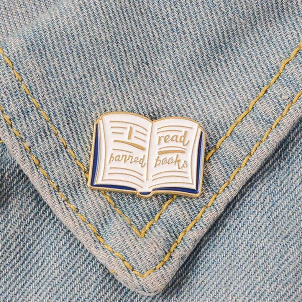 Frauen Englisch Wörter Verboten Lesen Bücher Emaille Brosche Pin Kragen Abzeichen Schmuck
