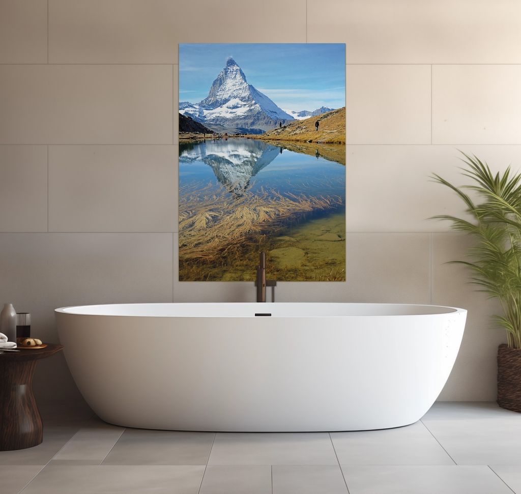 Wallario wasserfestes Poster selbstklebend 70 x 100 cm, Matterhorn - Spiegelung im See, Badezimmerposter Spritzschutz mit Hochglanzoberfläche in G...