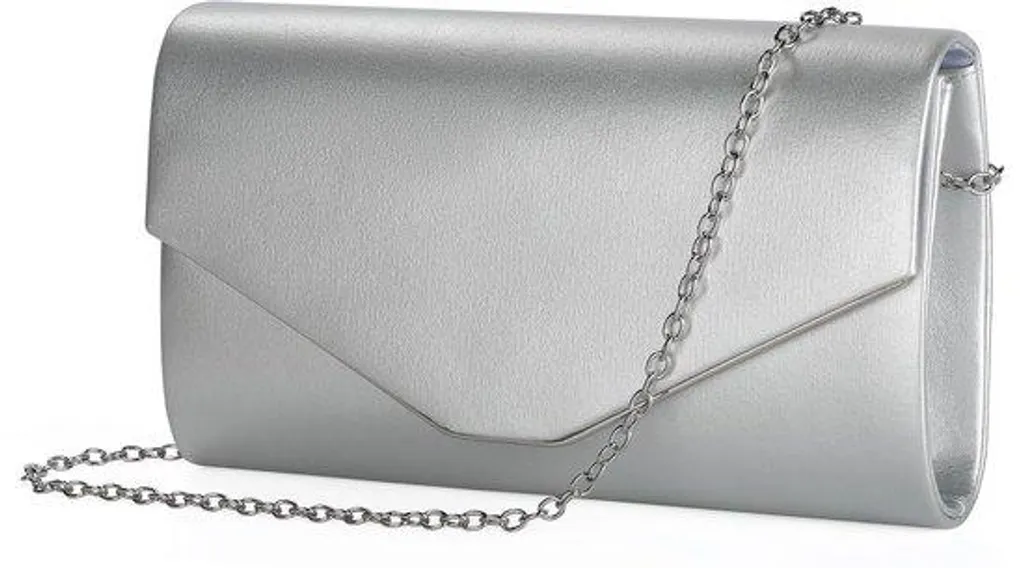 Sac de soirée avec chaîne argentée et fermoir sécurisé cuir