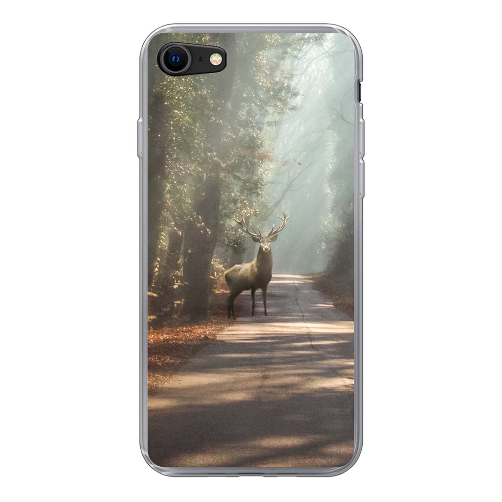 MuchoWow Handyhülle Schutzhülle Hülle für iPhone 7 Hirsche - Wald - Sonnenstrahlen Silikon Softcase Handy Hülle - Kartenhalter