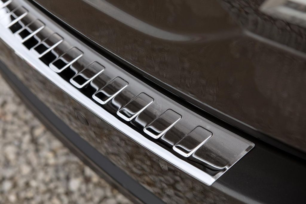Ladekantenschutz passend für Mazda CX-5 2 II Edelstahl Rostfrei Bj. 2017-, Farbe:Silber glänzend