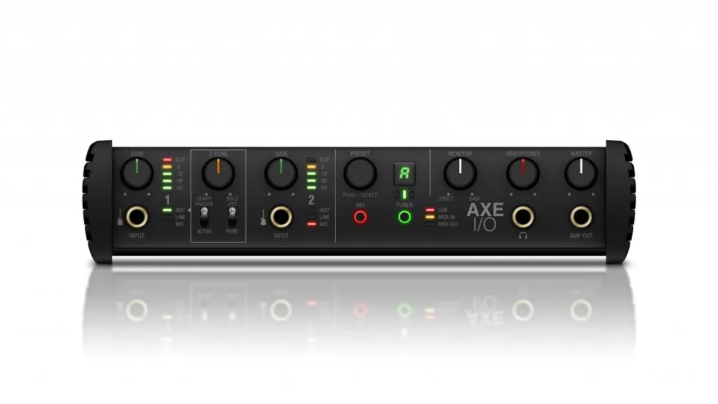 IK Multimedia AXE I/O Interface E/S avec Re-amp Out et Entrée JFET Pure