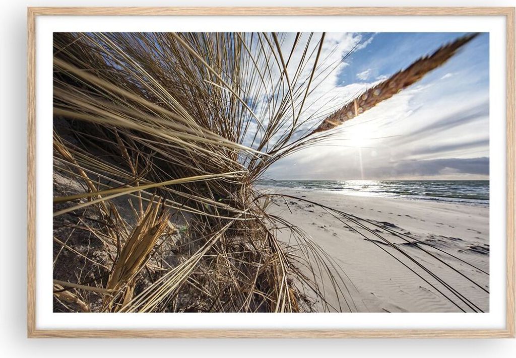 Gerahmtes Poster - Rahmen in heller Eiche - Küste Perspektive Gras - 91,5x61 cm - Wand Bild - Wanddeko - Wandbilder - Kunstposter - Wandposter - B...