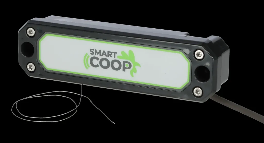 Porte automatique poulailler SmartCoop avec système de poulie Kerbl