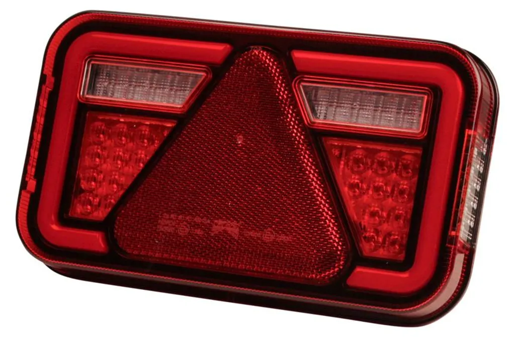 Remplacez votre feu arrière cassé par ce bloc LED Aspock ultra robuste