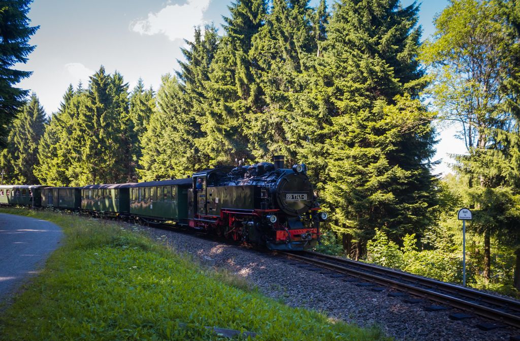 hansepuzzle 109087 - Dampflokomotive Puzzle, 500 Teile, Fortbewegung, 46,0 x 30,0cm mit hochwertiger Aufbewahrung, Kartonbox & Beutel