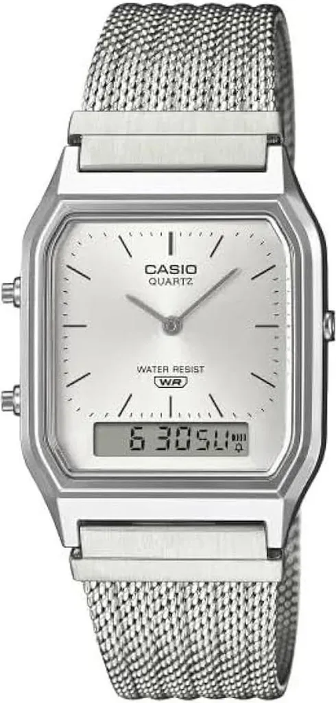 Montre Casio AQ-230EM-7AEF Vintage : Un Design Mixte en Acier Argenté