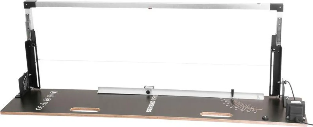 Machine à couper le polystyrène pour isolation et travaux de façade