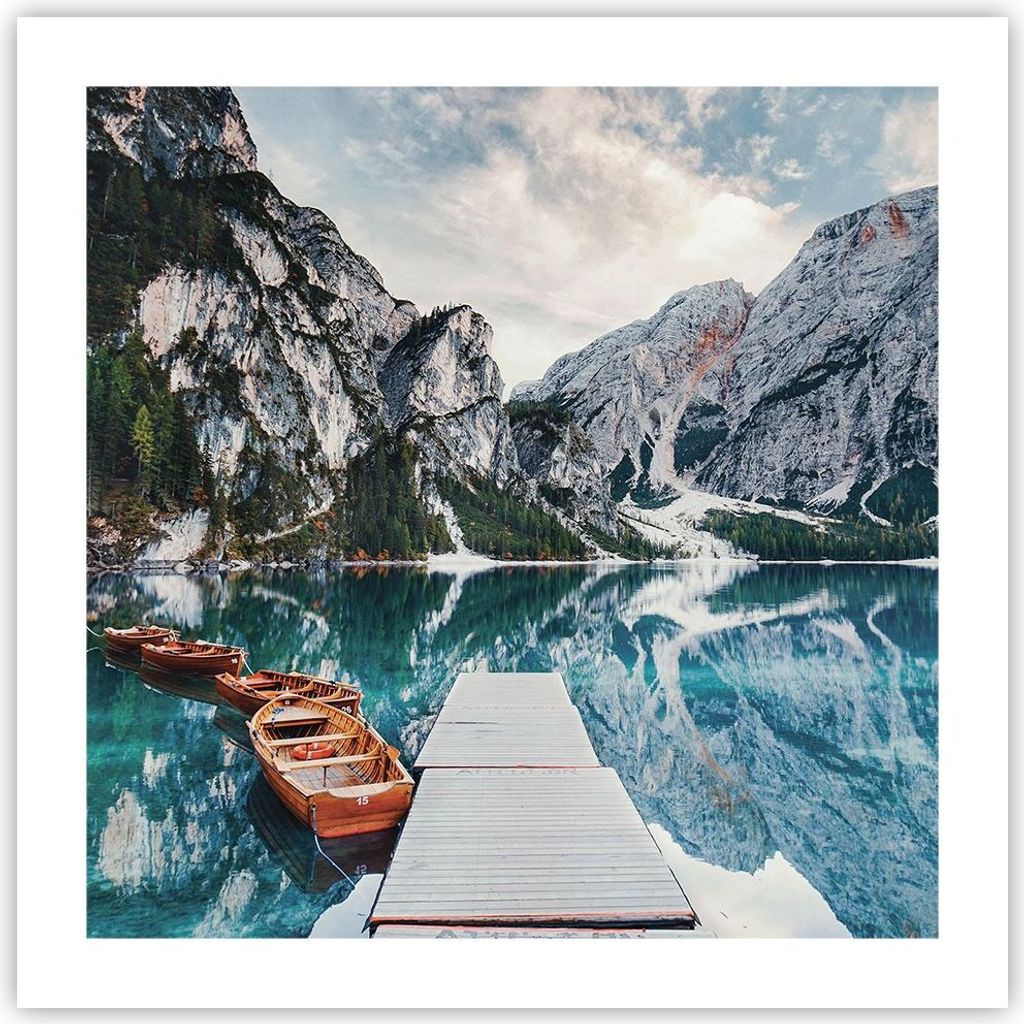 Poster - Poster ohne Rahmen - Boote Berge Hafen - 50x50 cm - Wand Bild - Wanddeko - Wandbilder - Kunstposter - Wandposter - Bilder - Kunstdruck - W...