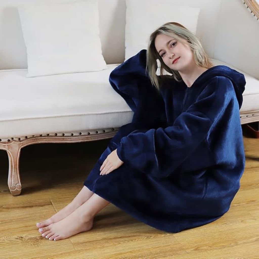 Kuschelige Hoodie Decke mit Ärmeln – Vielseitiger Produktbild 2