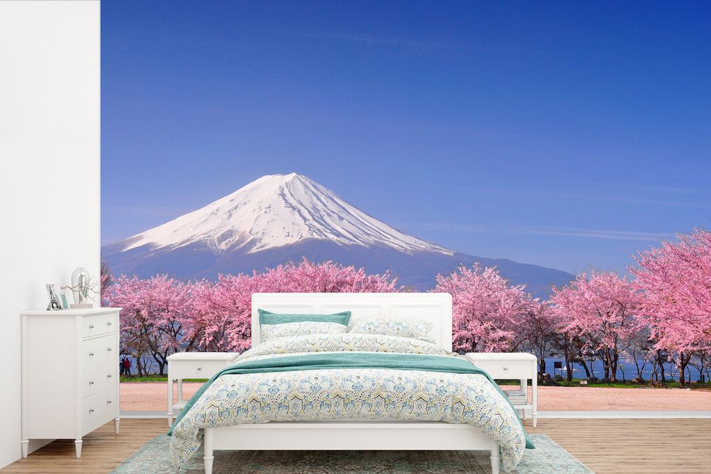 MuchoWow Fototapete für Wohnzimmer oder Schlafzimmer Wandtapete Vinyl Motivtapete Fuji in Asien mit Kirschblüten im Vordergrund - 450x300 cm - ...