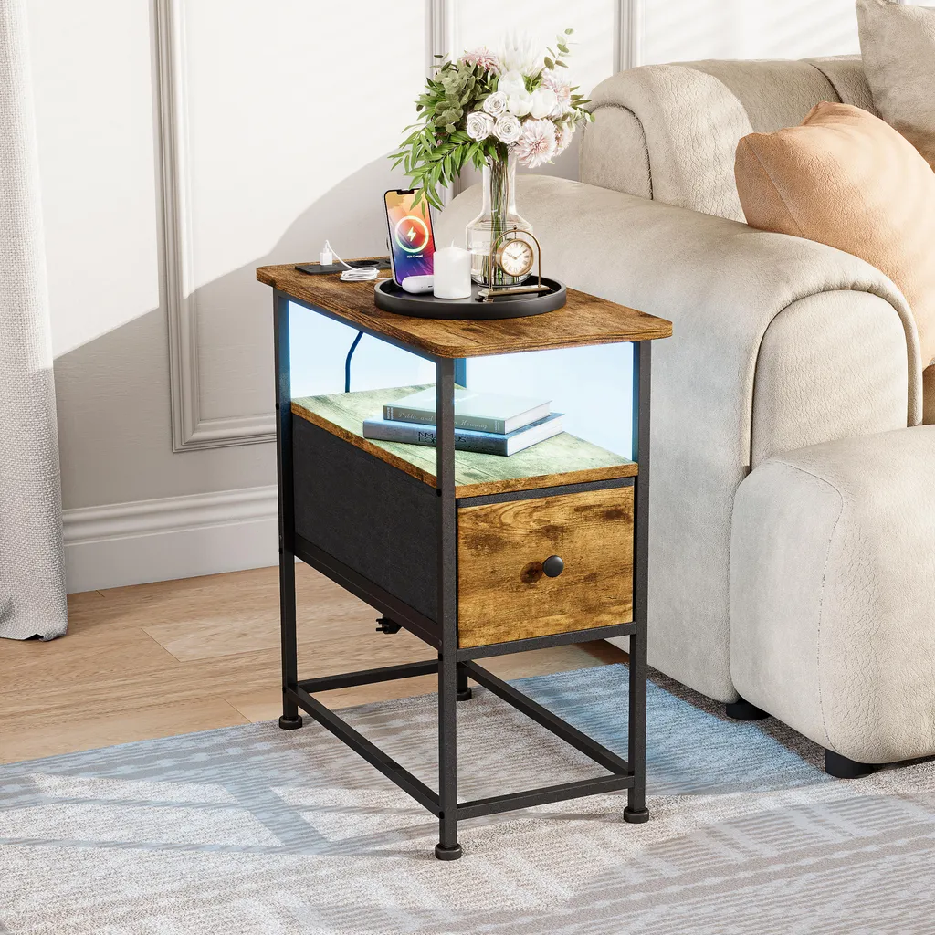 Set di 2 comodini, decoro in legno, canalina arrotondata, Marrone