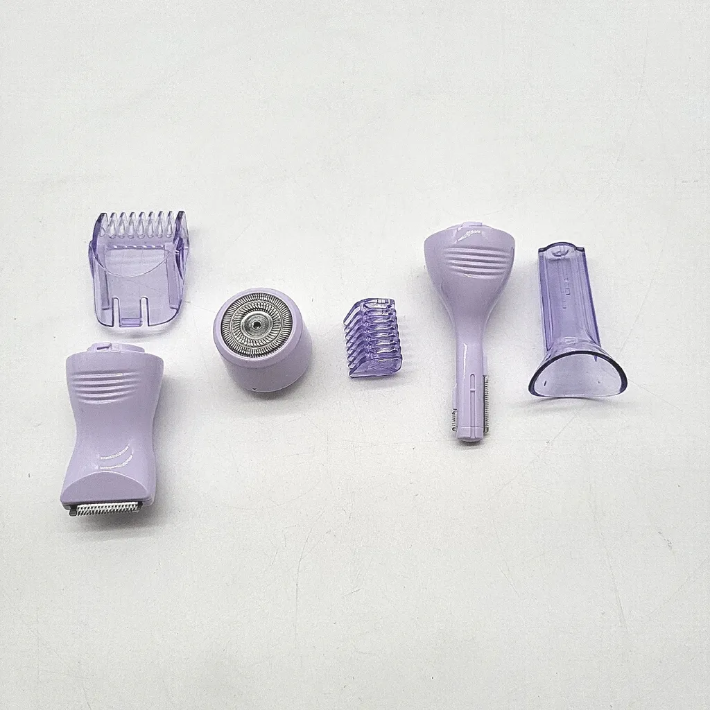 Wilkinson Sword Intuition 4-in-1: Il Depilatore Facciale Indolore