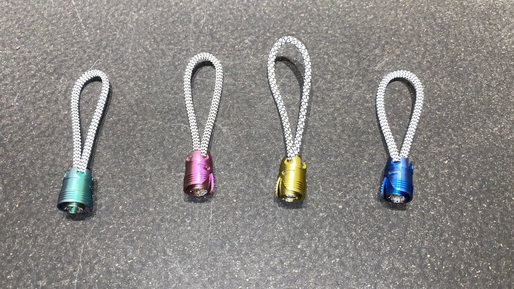 Super Illu Paracord mit Samurai Helmet Titanium For Knife Zipper Backpack