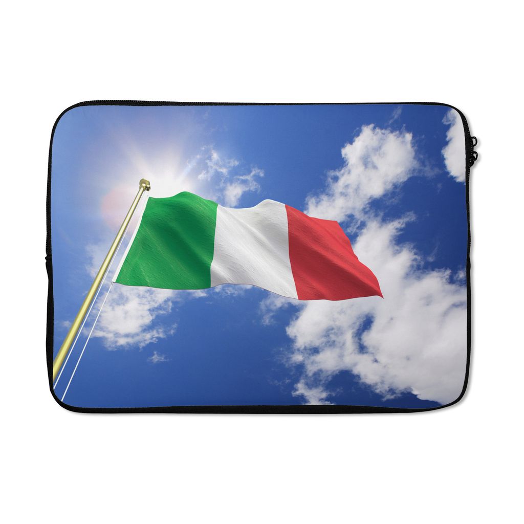 MuchoWow Laptop Hülle 14 ZollDie Flagge Italiens weht am Himmel Laptoptasche - Laptoptasche - Stoßsicher - Schutzhaube