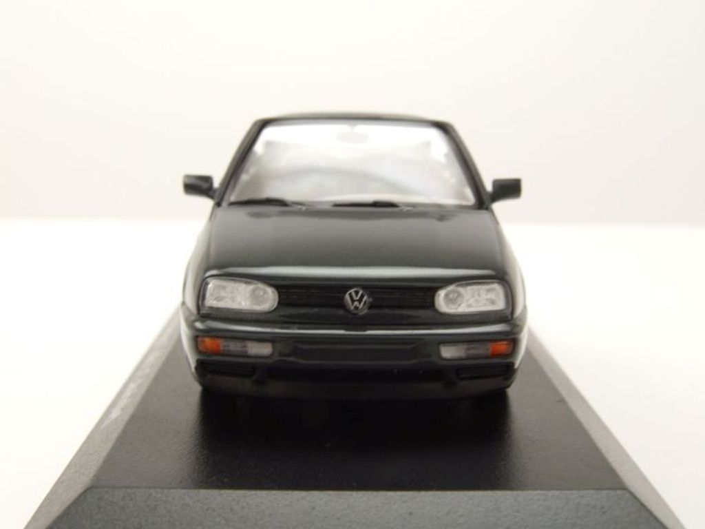 Maxichamps 940055531 VW Golf 3 Cabrio 1997 grau metallic Produktbild 6