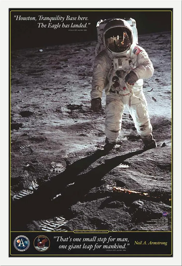 Affiche Lune Encadrée Shinsuke : Déco Murale Sécurisée avec Vitre Acrylique