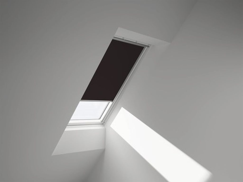 VELUX Verdunkelungsrollo uni dunkelbraun manuell Rahmen weiß DKL F08 4559SWL