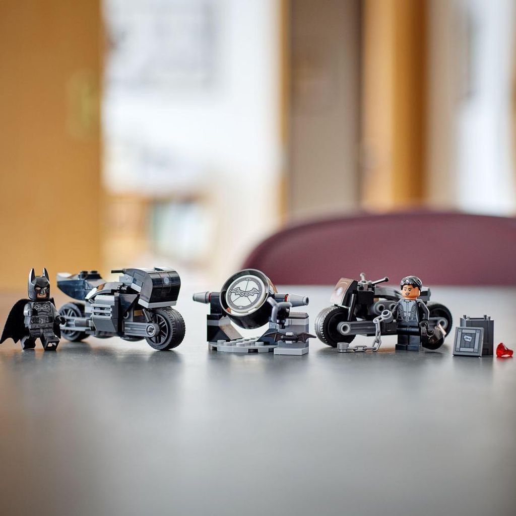 LEGO 76179 DC Batman i Selina Kyle: pościg na motocyklu,