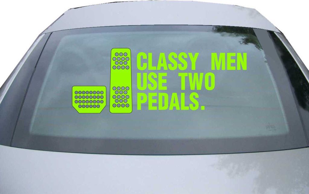 Indigos UG - Aufkleber Heckscheibe & Motorklappe DE6692 - neongrün - 600x222 mm - classy men use two pedals - Auto Scheiben Fenster Heckklappe Tun...