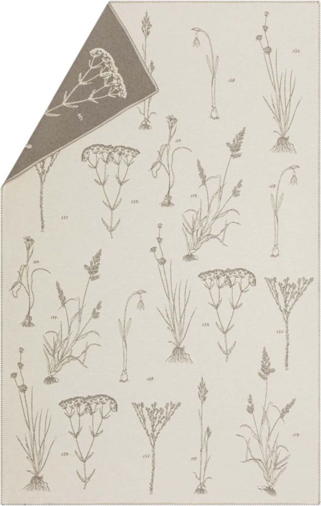 David Fussenegger Wohndecke Bett Divan Überwurf Nova 'Herbarium' 145 x 220 cm Rohweiß