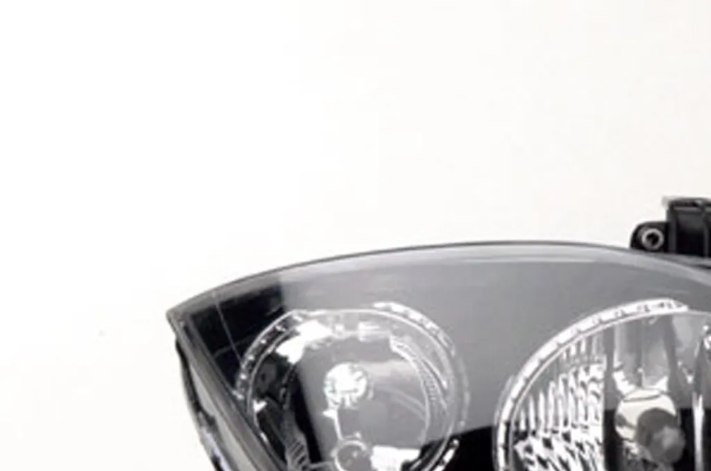 Sicurezza Notturna: Faro Johns Destro Seat Leon 1P 09-12 Omologato