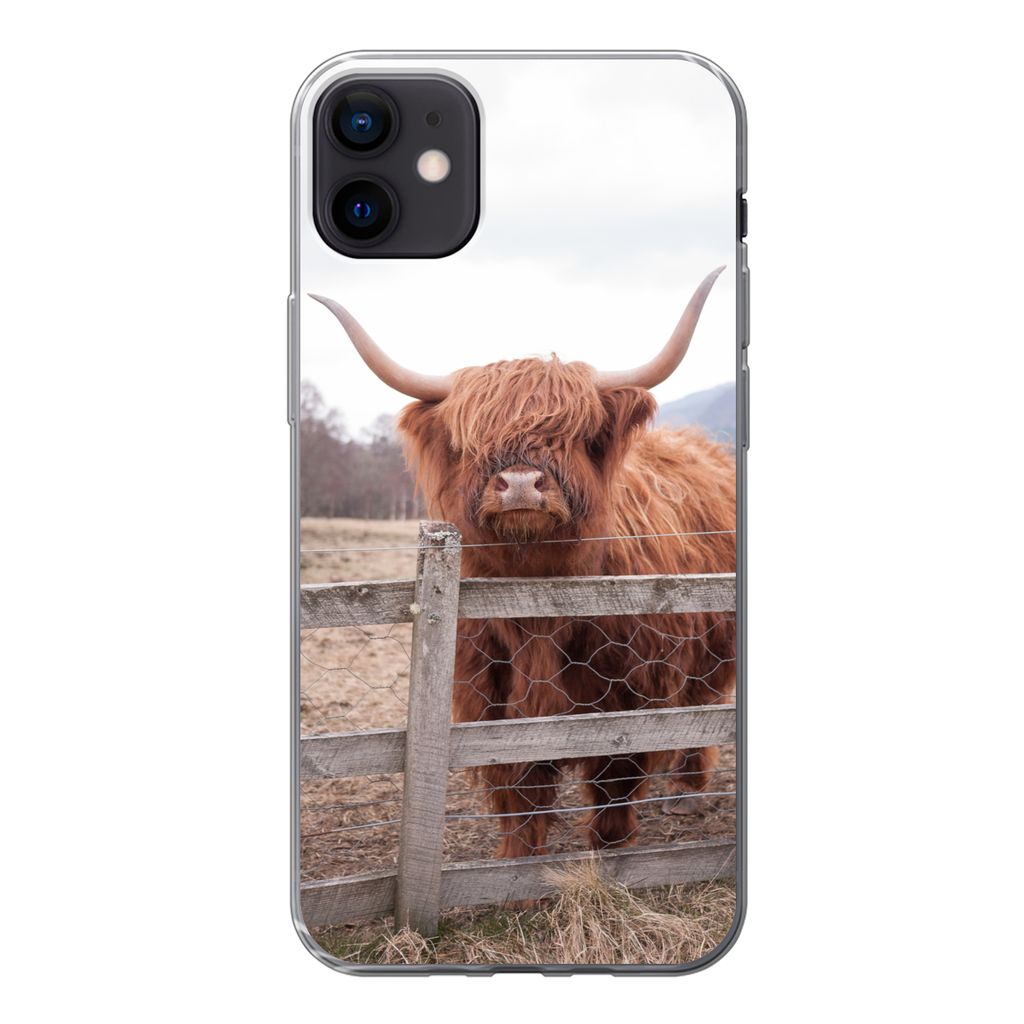 MuchoWow Handyhülle Schutzhülle Hülle für iPhone 12 mini Scottish Highlander - Gras - Zaun Silikon Softcase Handy Hülle - Bild