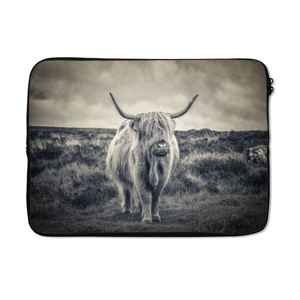 MuchoWow Laptop Hülle 13 Zoll Schottischer Hochländer - Tiere - Wolken - Kuh - Natur Laptoptasche - Laptophülle - Sleeve - Rundumschutz