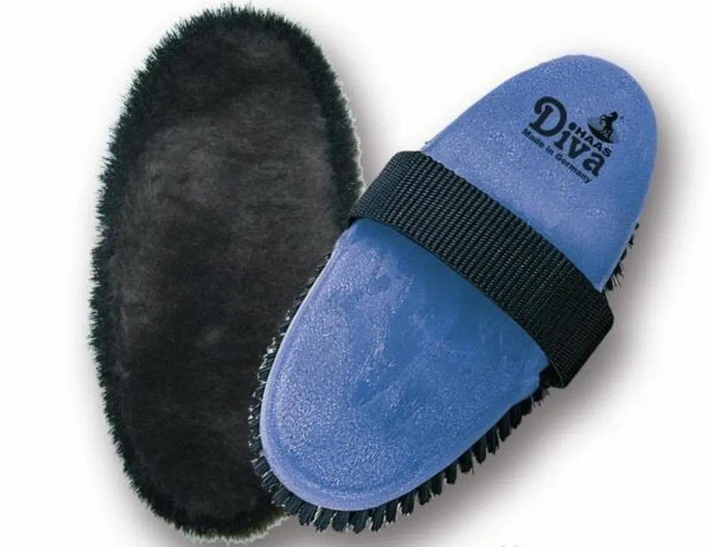 Brosse Haas Diva : solution anti-poussière et lustrage peau sensible