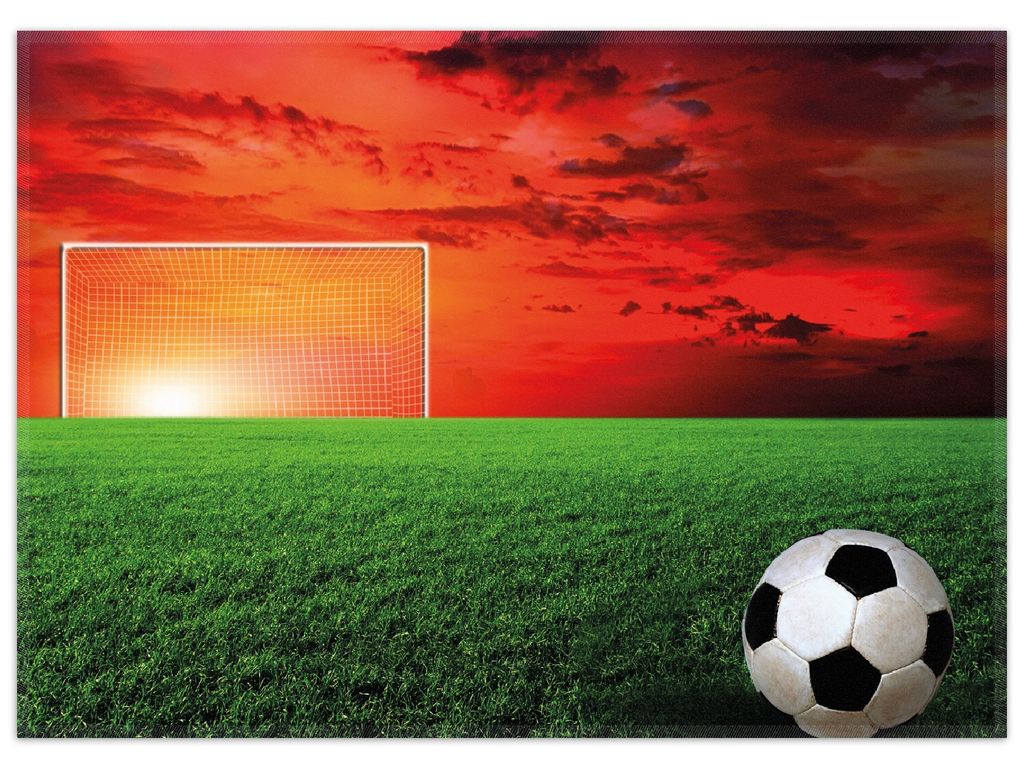 Wallario Premium Teppich, Größe 50 x 70 cm, Fußball - Fußballfeld bei Sonnenuntergang